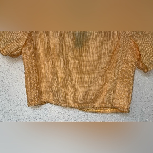 Forever 21 Yellow & White Textured Crop Top - Picture 5 of 9